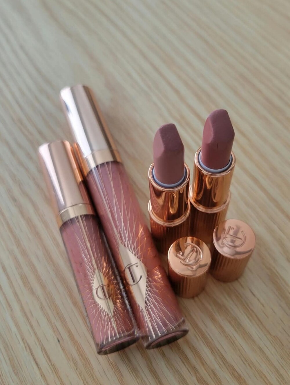 Charlotte Tilbury Lip Bundle (4)
